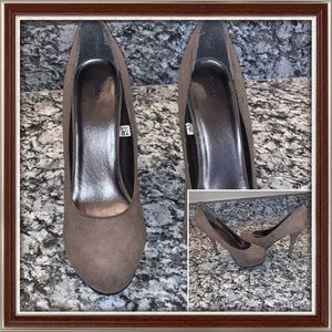 👠Mossimo Taupe Shoes👠 NIB